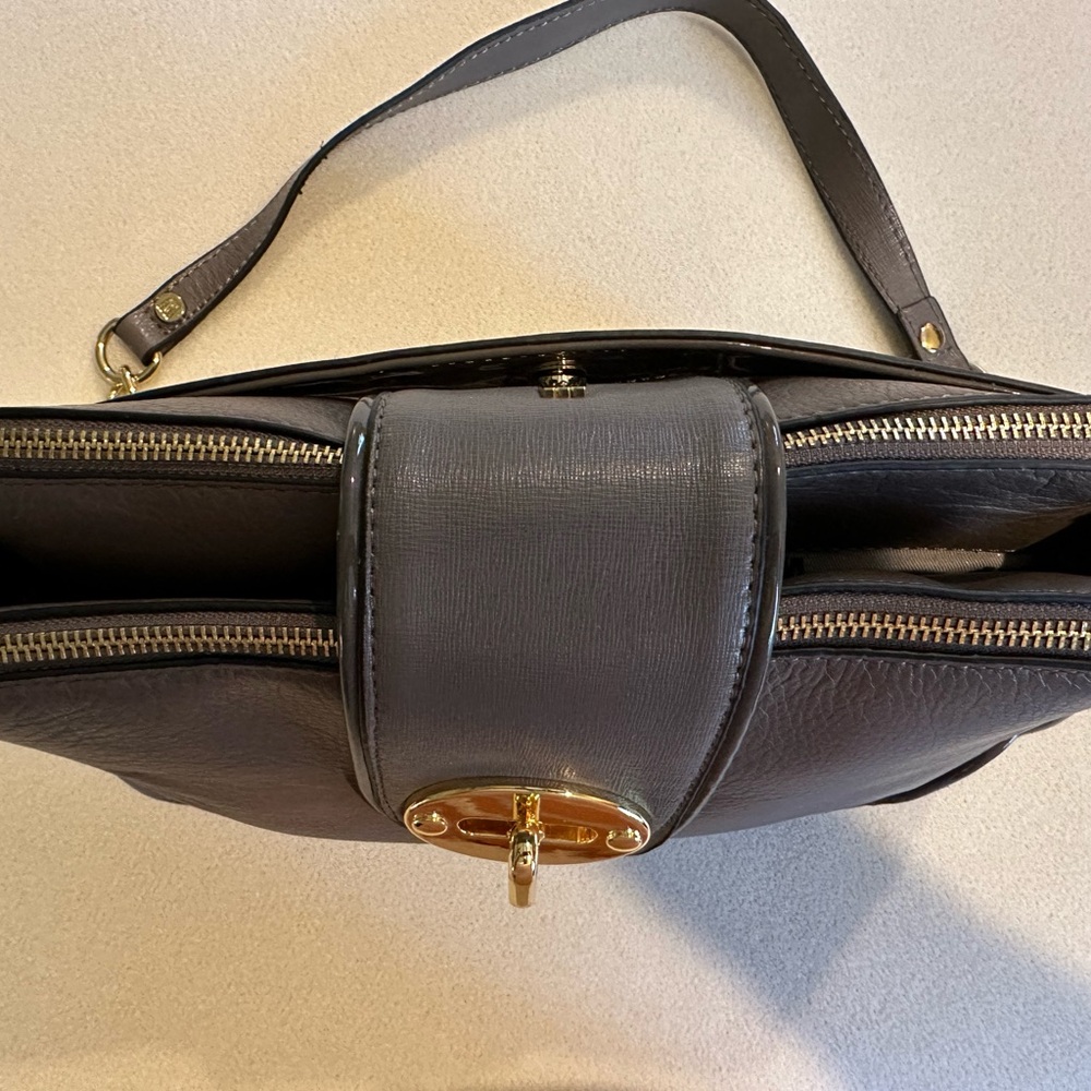 Antonio Melani Vintage Shoulder Bag - Picture 4 of 15
